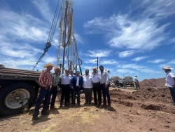 Después de 45 años, habitantes de comunidades pesqueras de Benito Juárez tendrán servicio digno de agua: alcalde
