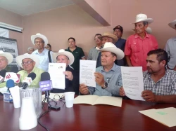 Se deslinda la Central Campesina Independiente del PAS