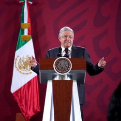 AMLO se reunirá este martes con Consejeros del INE