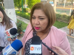 Entregan viviendas con certeza jurídica en Sinaloa