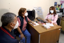 IMSS brinda atención prioritaria a personas adultas