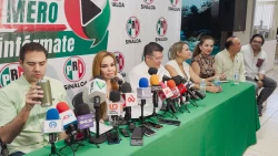 Los que renunciaron, le quedaron a deber al PRI: Álvaro Ruelas