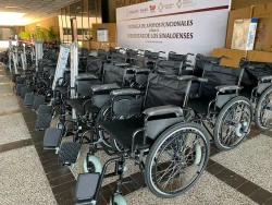 Entregan apoyos funcionales en Sinaloa