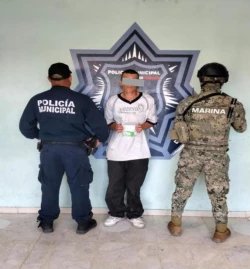 Detienen SSPM y Marina a sujeto con droga en la México