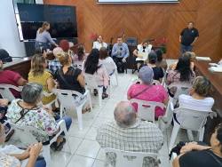 Piden policías jubilados y viudas al Municipio, celeridad a sus demandas