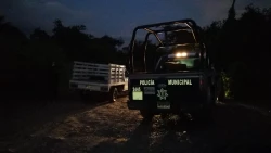 Encuentran a persona estrangulada en Pericos