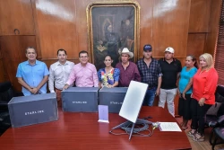 Dotan de Internet satelital a 3 comunidades rurales de Mazatlán