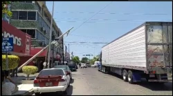 Se queda sin luz parte del centro de Los Mochis