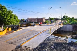 Inauguran puente vehicular de la Ampliación Villa Verde en Mazatlán