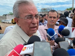Asegura Rocha Moya que no tiene preferidos