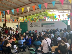 Arranca el programa de uniformes y útiles escolares gratuitos en Sinaloa