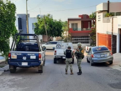 Privan de su libertad a tres jóvenes y un menor de edad en Colinas del Bosque