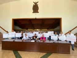 Recodifican a 300 trabajadores de salud en Sinaloa