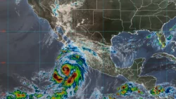 Continuarán lluvias intensas por Hilary al noroeste de México