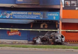 Dos personas calcinadas y un hombre herido deja como saldo choque en Culiacán