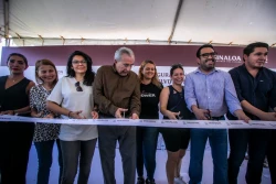 Entrega obras públicas Rocha Moya en La Conquista y colonia Buenos Aires de Culiacán