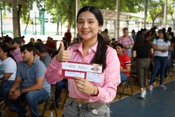 Entregan tarjetas del bienestar a Jóvenes Construyendo el Futuro en Sinaloa