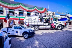 Entrega Gobierno de Mazatlán nuevos vehículos a JUMAPAM