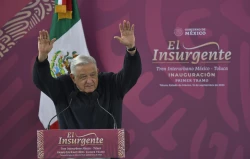 López Obrador inaugura la primera etapa del tren México-Toluca tras nueve años de obra