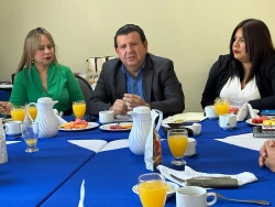 Promueven en Sinaloa las exportaciones de productos locales