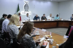 Se reúne Rubén Rocha con el gabinete por Segundo Informe