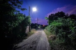 Se ilumina comunidad Puente del Quelite, en Mazatlán, con lámparas led