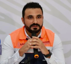 Le clausura los negocios a Cuén y lo despiden