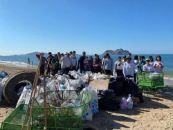 Participa alumnado de Cobach Sonora en gran jornada de limpieza en Bahía de Kino