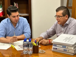 Gestiona Alcalde de Mazatlán ante Gobierno del Estado, obras de pavimentación y drenaje para cierre del 2023