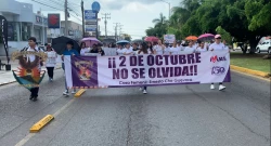 Alumnos de la UAS Mazatlán se unen a marcha por el 2 de octubre