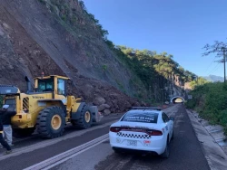 Mañana lluviosa en Mazatlán no registra deslaves en carreteras: Ángeles Verdes