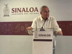 Acusa Rocha Moya a sus opositores políticos de “campaña sucia”