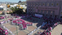 Caminan más de 2 mil sonorenses para promover la detección oportuna del cáncer de mama