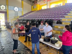 Más de 900 personas reciben apoyo en refugios temporales en Guasave