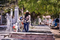 Panteones de Mazatlán ya se encuentran limpios para este 01 y 02 de noviembre
