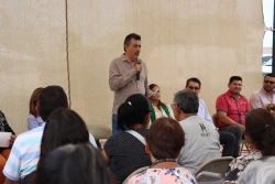 Alcalde da inicio a proceso regularización de la colonia Anselmo López Portillo en Providencia