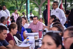 Realizan “Escuchando a la Gente” en Villa Unión