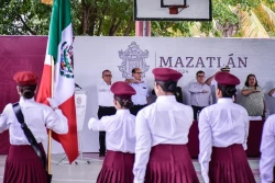 Realizan Lunes Cívico en la escuela secundaria general Octavio Paz de Villa Unión