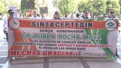 Docentes de CONALEP se manifiestan en Palacio de Gobierno