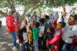 Inician las Caravanas Navideñas de DIF Sinaloa
