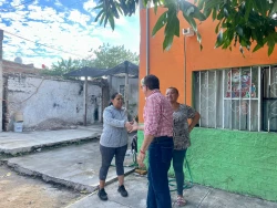 Realiza recorridos alcalde de Mazatlán en colonia Felicidad y Salvador Allende; Busca atender las necesidades