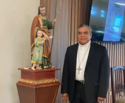 Se presenta Monseñor de la Diócesis de Culiacán 