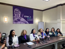 Feministas en Sinaloa manifiestan su apoyo a Claudia Sheinbaum
