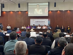 Ante legisladores, Flor Emilia Guerra cuestiona ingreso de camarón ecuatoriano a México