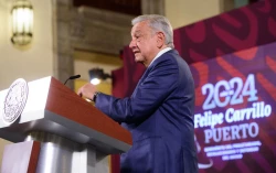 Zoé Robledo está atendiendo cancelación de contratos