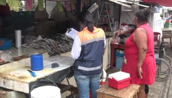 Coepriss realiza inspección de venta de mariscos por cuaresma