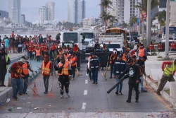 ¡Sin descansar para mantener limpia la ciudad! Servicios Públicos recolecta 2 mil 668 toneladas de basura en el Carnaval de Mazatlán