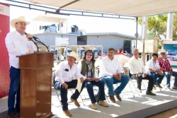Gobernador Durazo entrega obra y equipamiento para el Desarrollo Pesquero para la justicia al Pueblo Yaqui