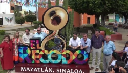 Inauguran callejón y murales en honor a Banda El Recodo