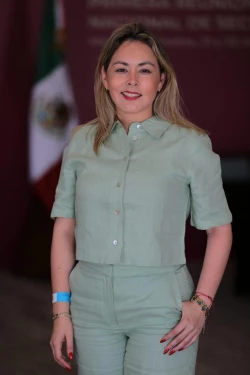 Presenta renuncia Subsecretaria de Estudios, Proyectos y Desarrollo de la Secretaría de Seguridad Pública al Gobernador de Sinaloa